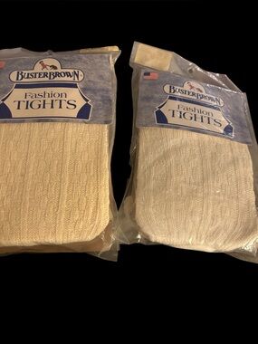 Buster Brown White Textured Fashion Tights. Size 4-6. Made in the USA.